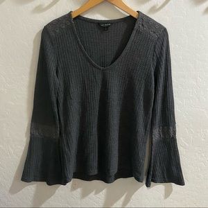 🌵4/$25 Lucky Brand Bell Sleeve Top